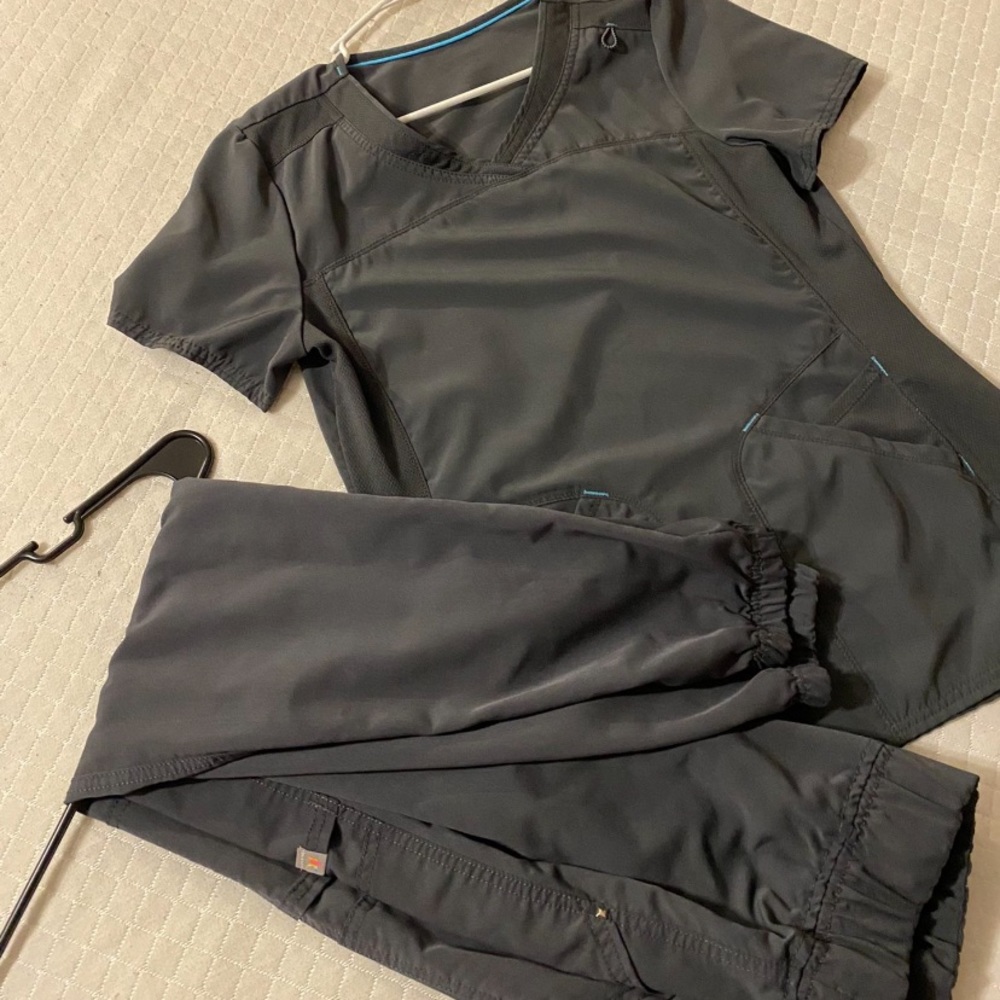 Scrub Set